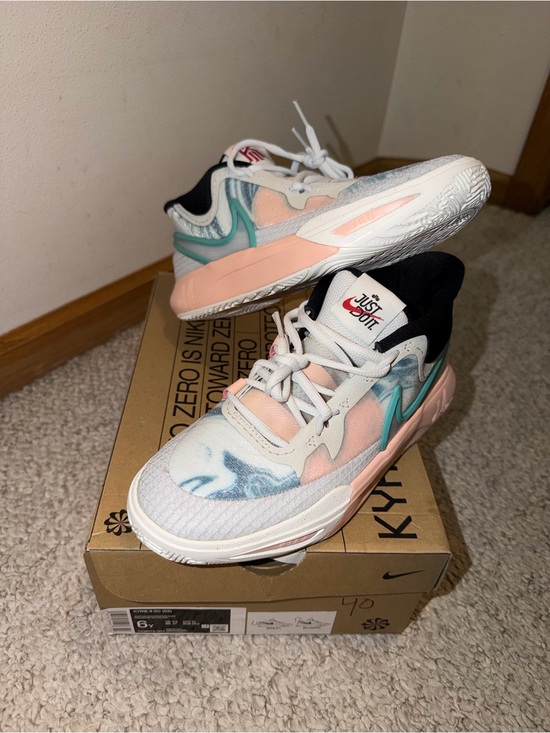 Nike Nba Other - Nike Kyrie 8 GO ‘Chinese New Year’